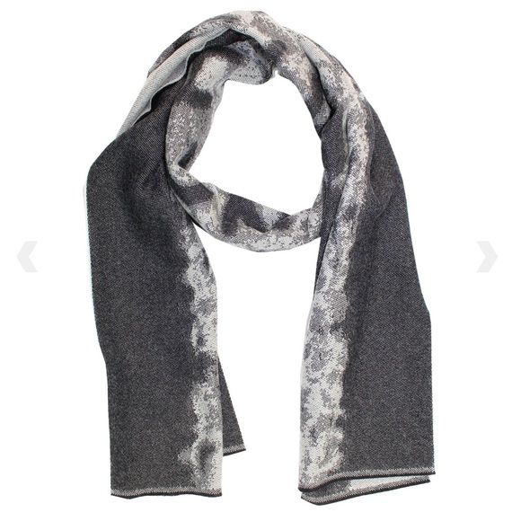 Givenchy Logo Abstract Jacquard Wool Scarf Unisex - Picture 3 of 7